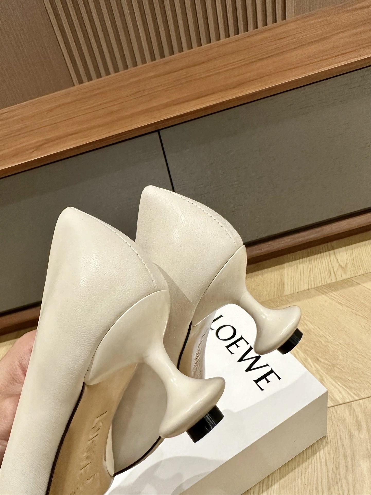 COCO-- 8o5w5 L815S01X78-2100 Calfskin sheepskin Heel height：5.5CM item:E-X000C2009